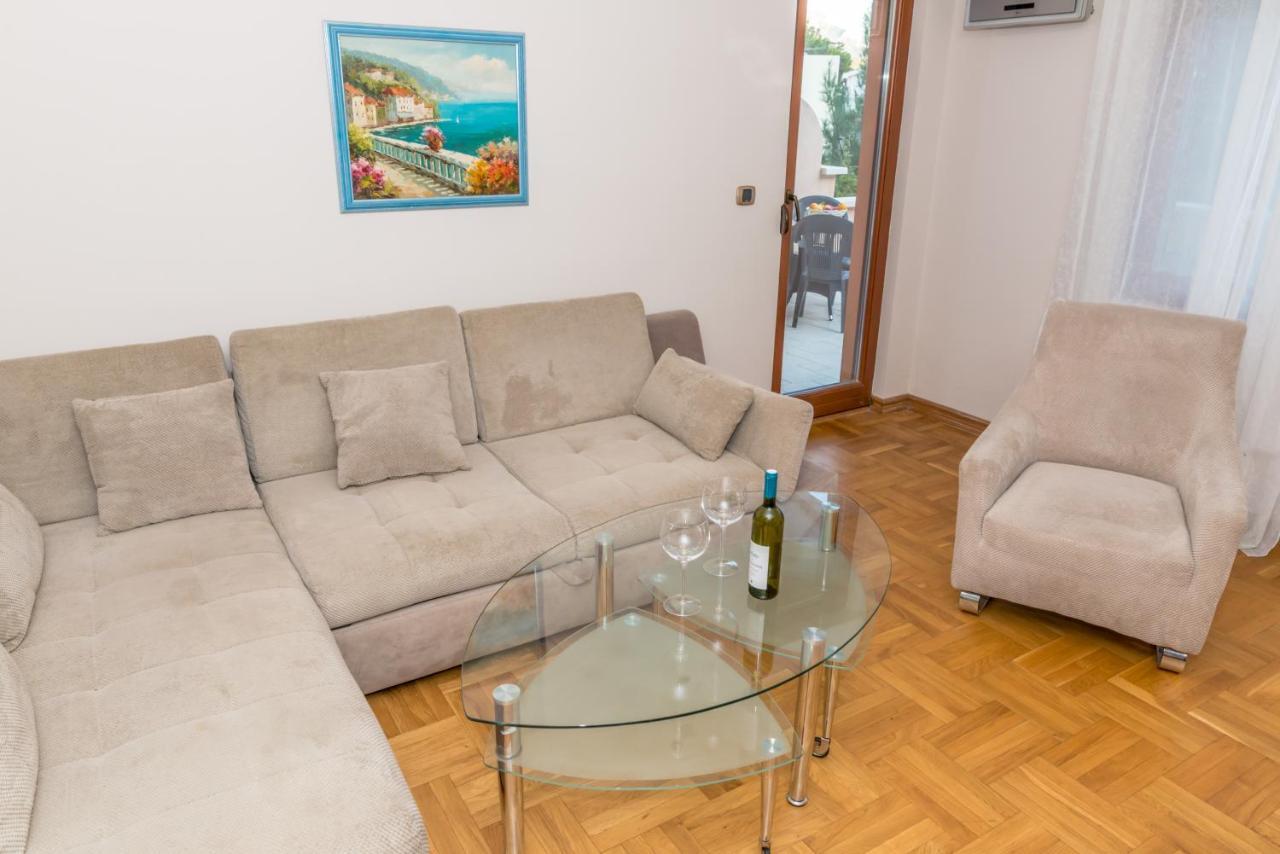 Daire Qservice Petrovac Budva