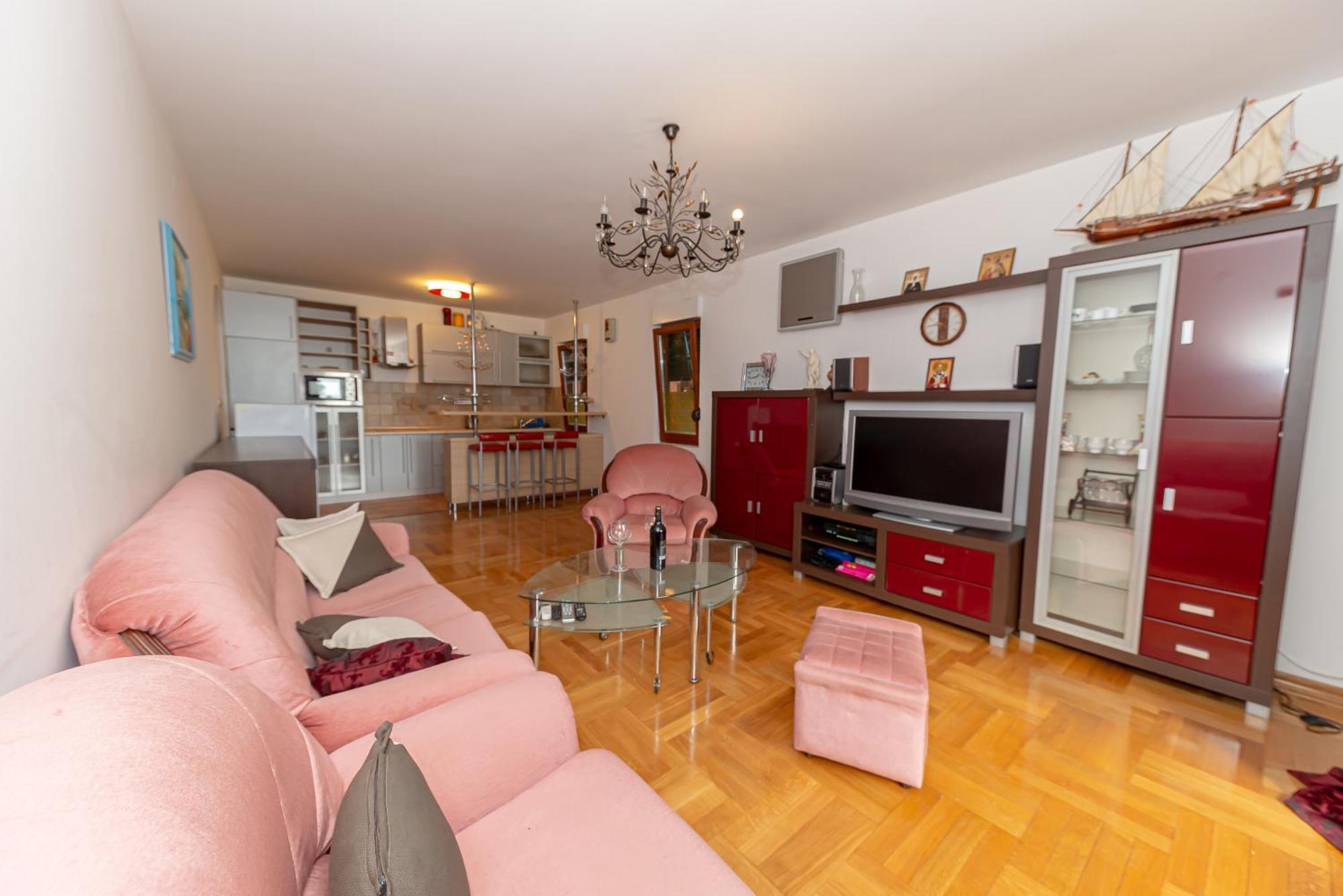 Apartament Qservice Petrovac