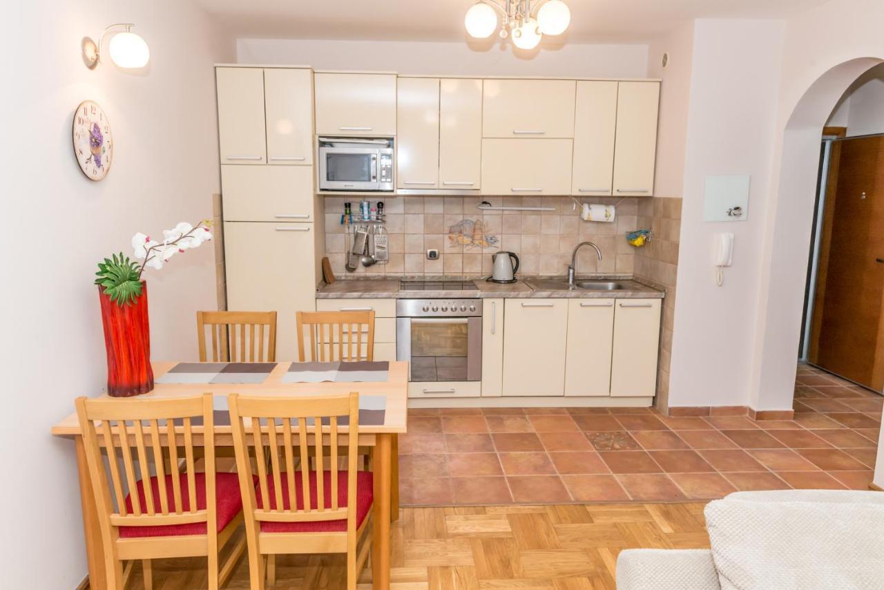 Qservice Petrovac Apartament *